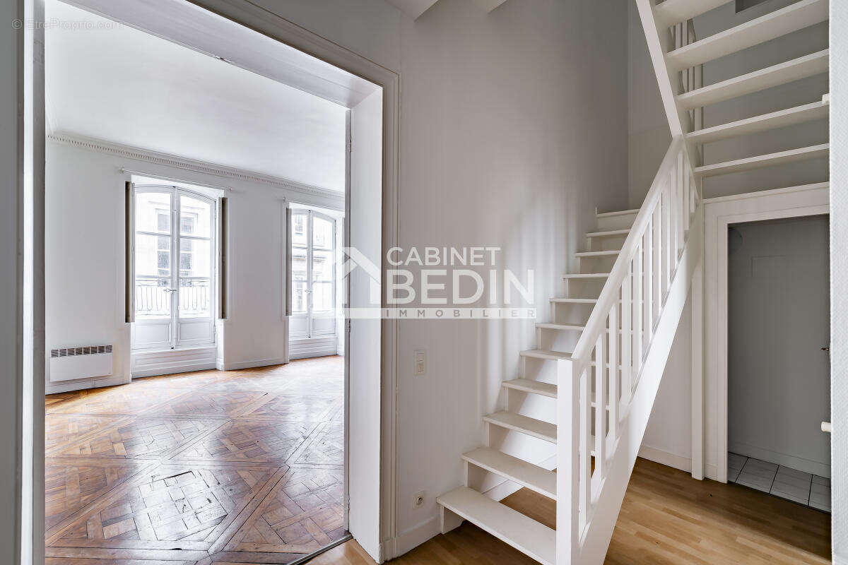 Appartement à BORDEAUX