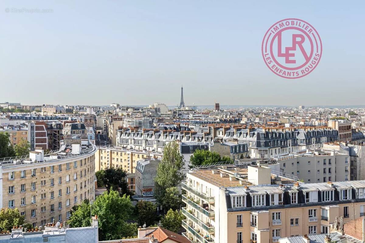 Appartement à PARIS-18E