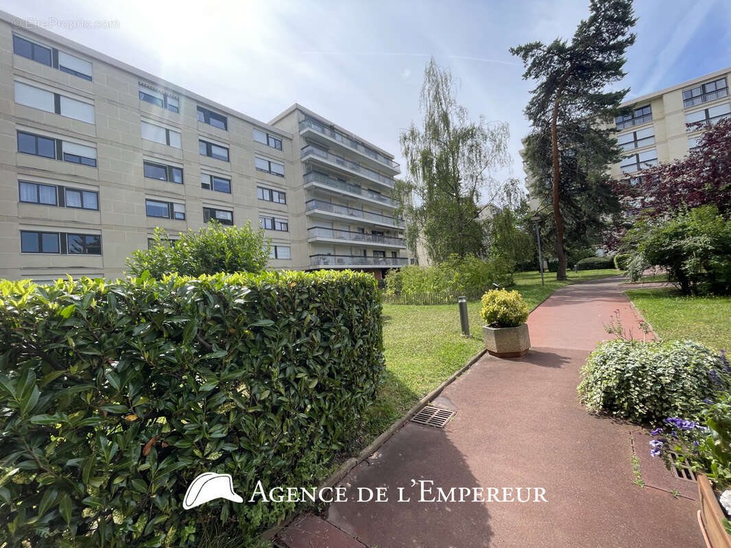 Appartement à RUEIL-MALMAISON