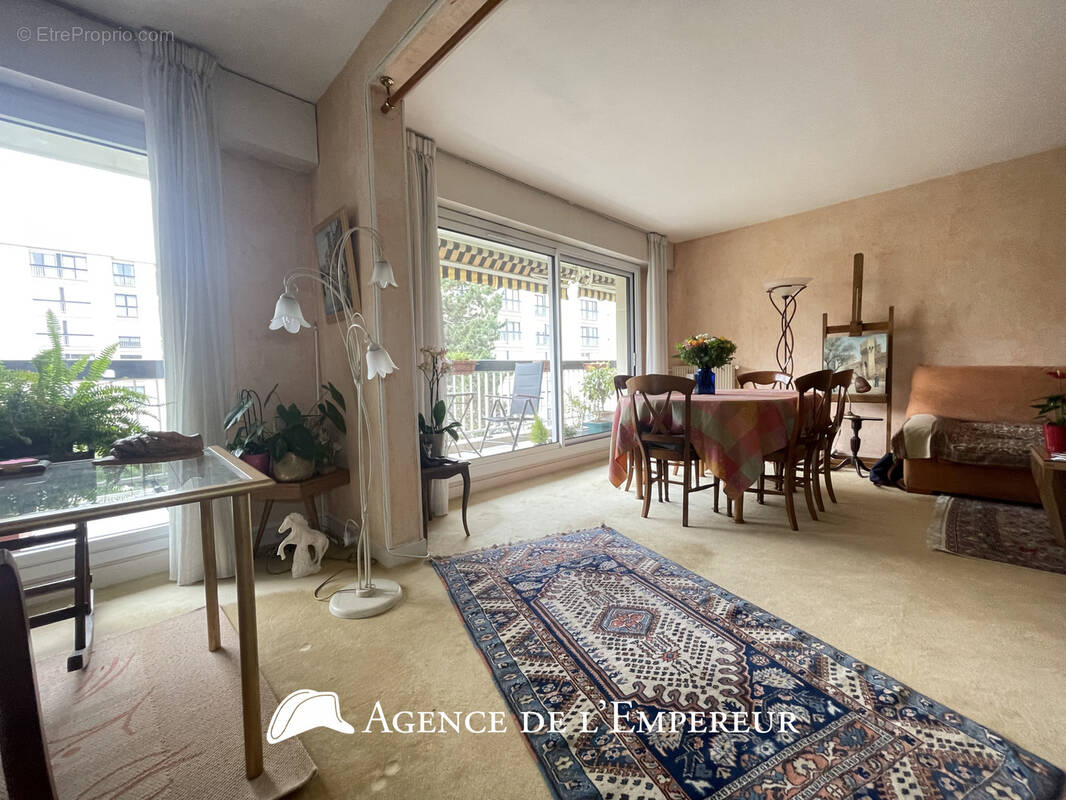 Appartement à RUEIL-MALMAISON