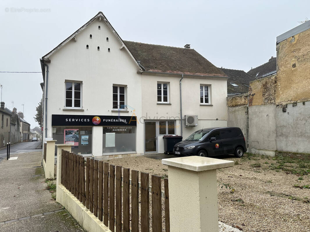 Appartement à COURTENAY