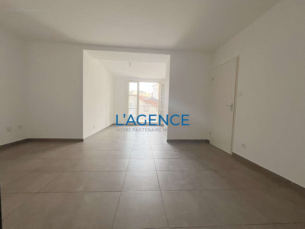 Appartement à HYERES