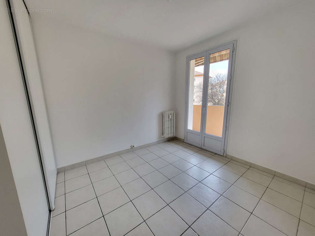 Appartement à HYERES