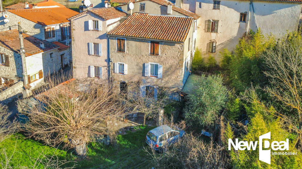 Maison à SAINT-PAUL-EN-FORET