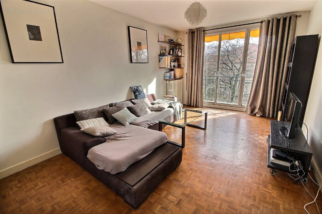 Appartement à EPINAY-SUR-SEINE