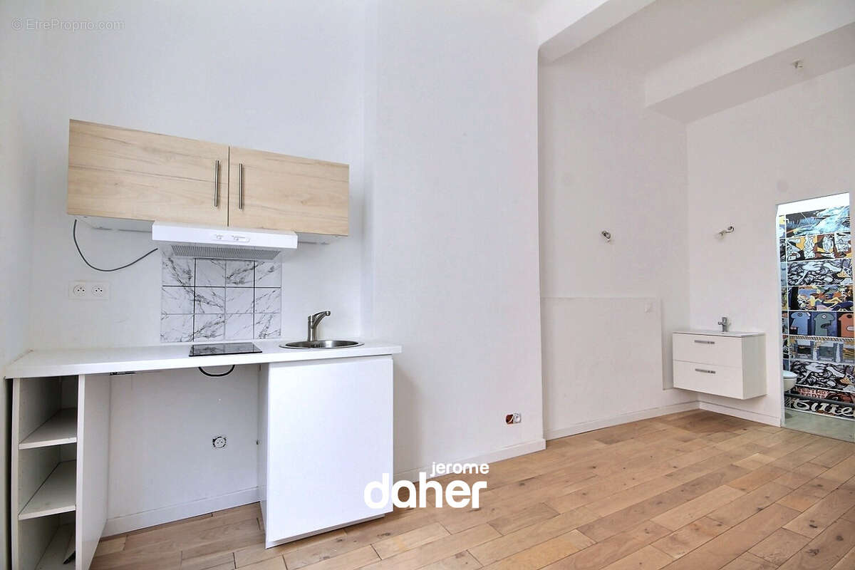 Appartement à MARSEILLE-1E