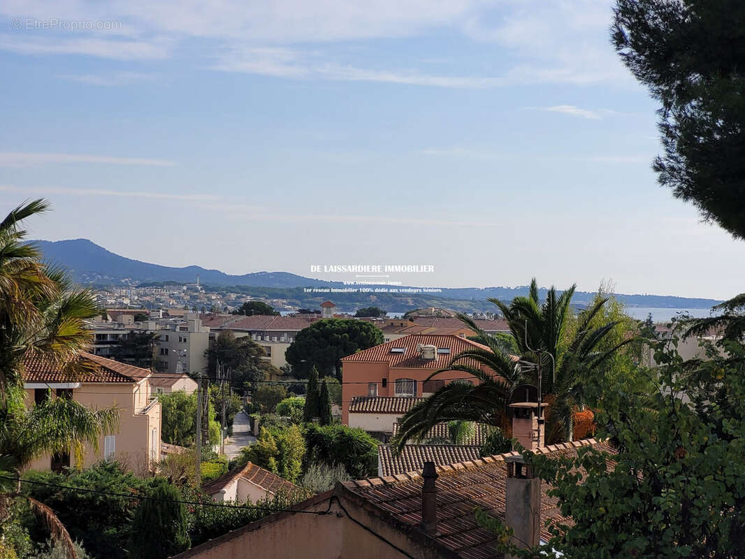 Appartement à SANARY-SUR-MER