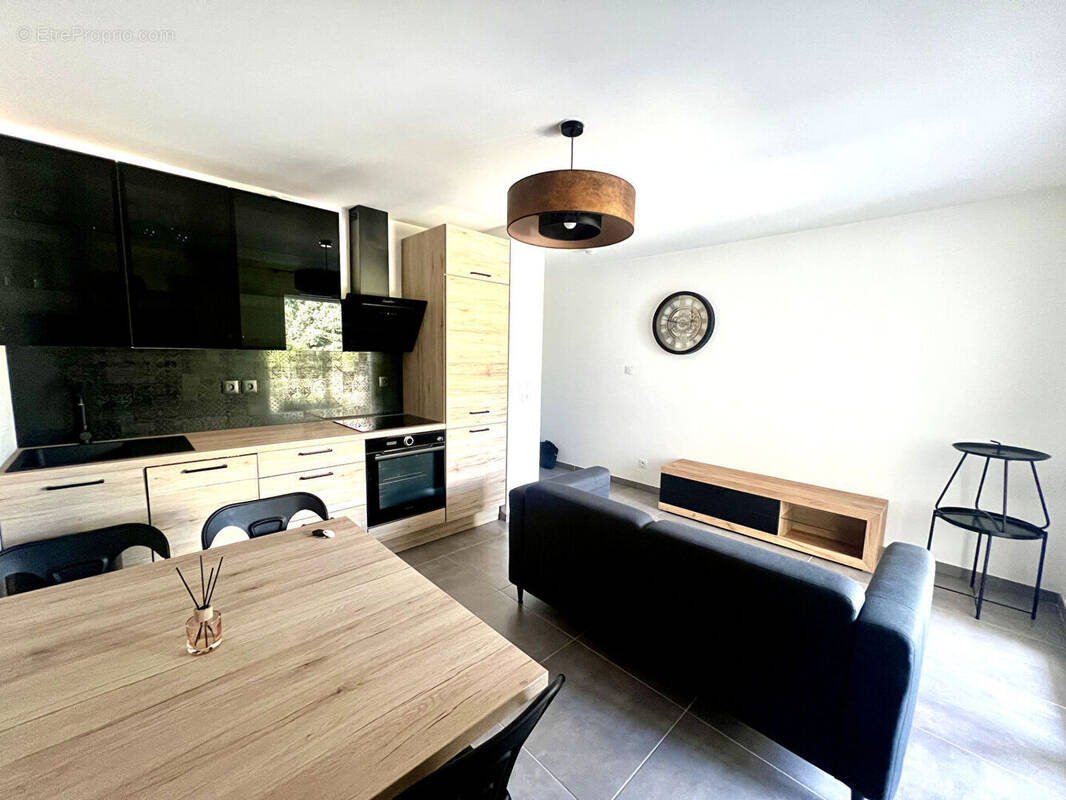 Appartement à MARSEILLE-13E