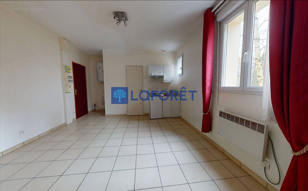 Appartement à SAVIGNY-SUR-ORGE