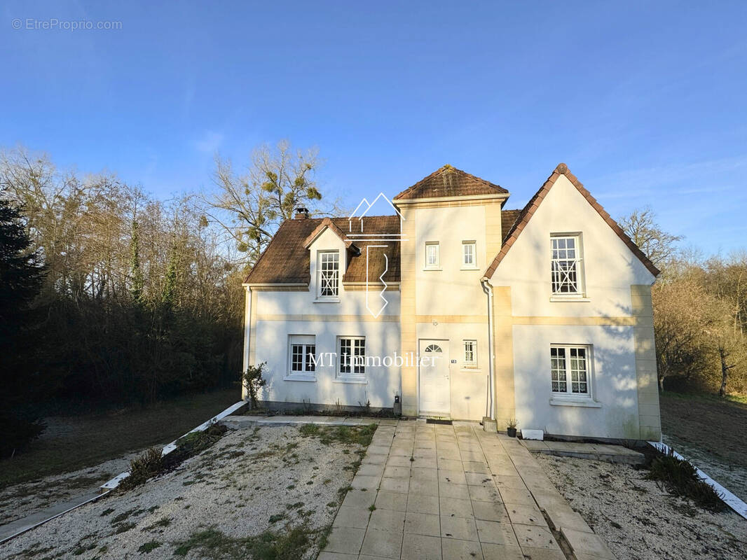 Maison à BEAUMERIE-SAINT-MARTIN