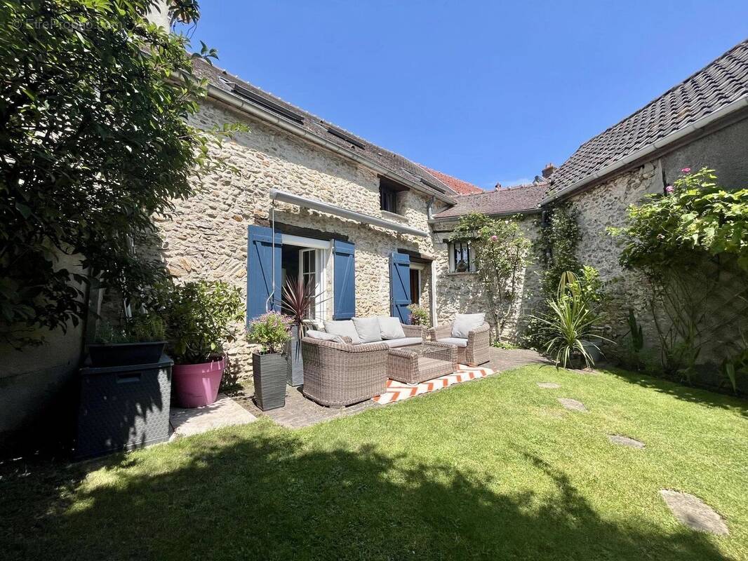 Maison à DOURDAN