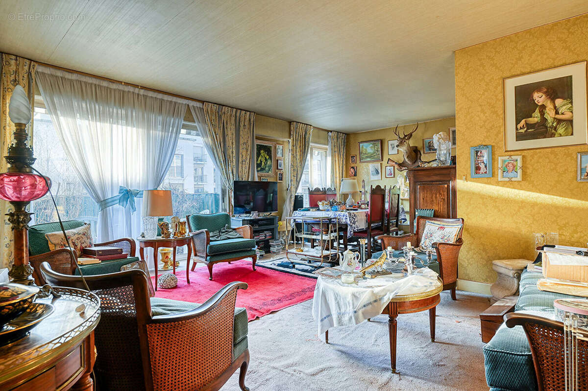 Appartement à VERSAILLES