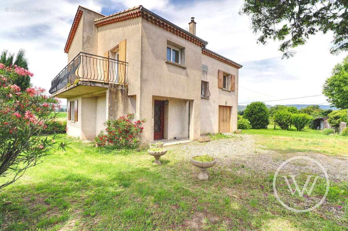 Maison à ETOILE-SUR-RHONE