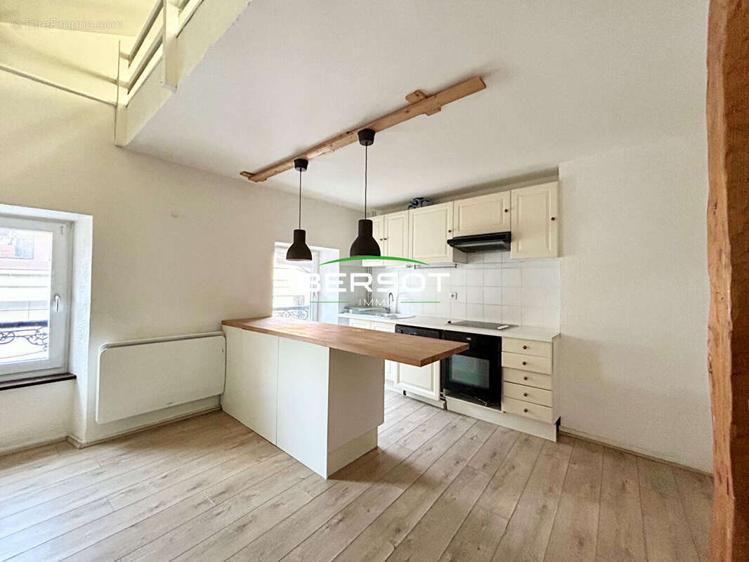 Appartement à EVIAN-LES-BAINS