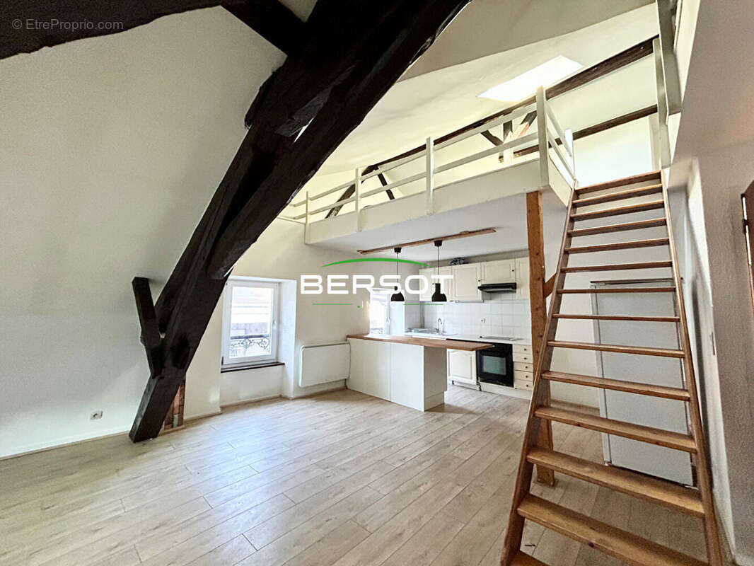 Appartement à EVIAN-LES-BAINS