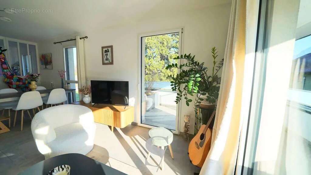 Appartement à ANNECY-LE-VIEUX