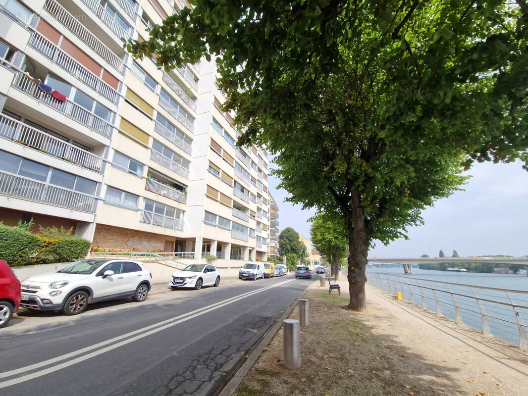 Appartement à JUVISY-SUR-ORGE