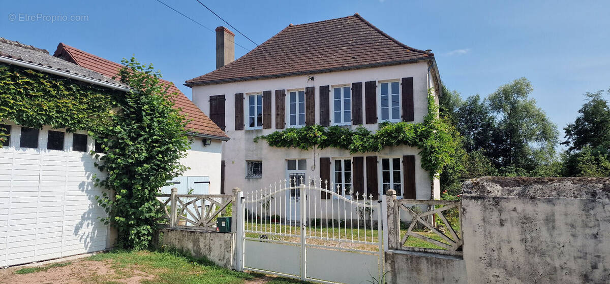 Maison à LAPALISSE