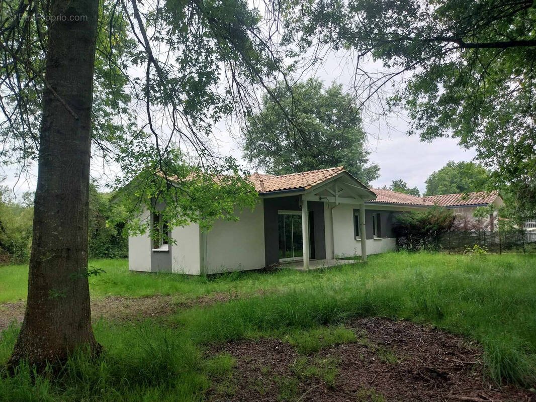 Maison à SAUGNACQ-ET-MURET