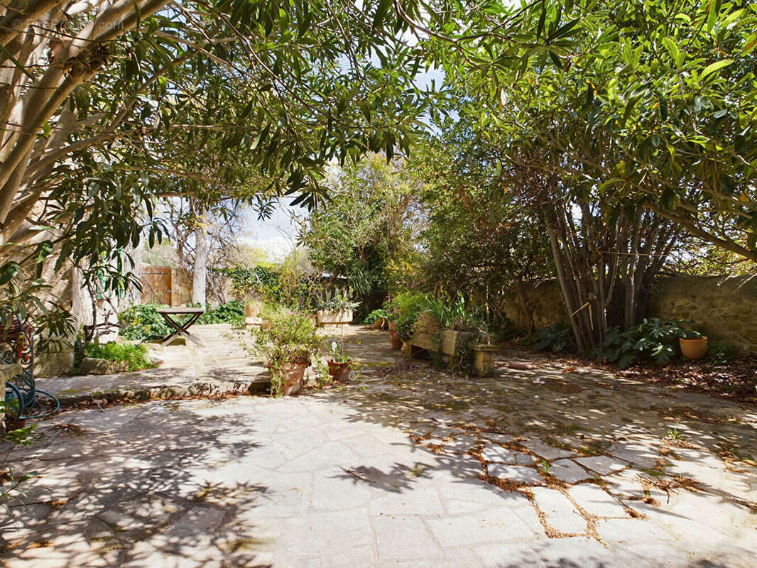 Maison à MAUSSANE-LES-ALPILLES