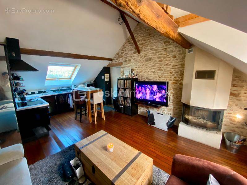 Appartement à CORBEIL-ESSONNES