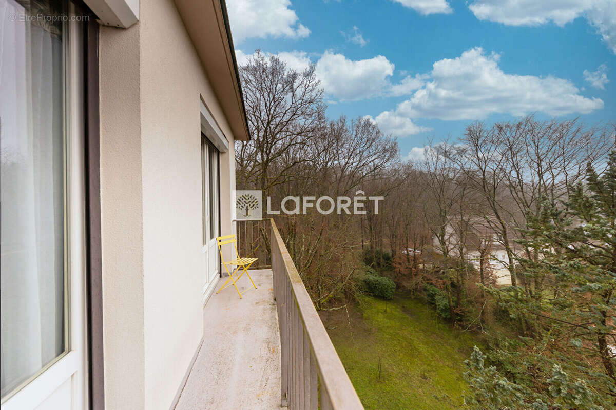 Appartement à OZOIR-LA-FERRIERE