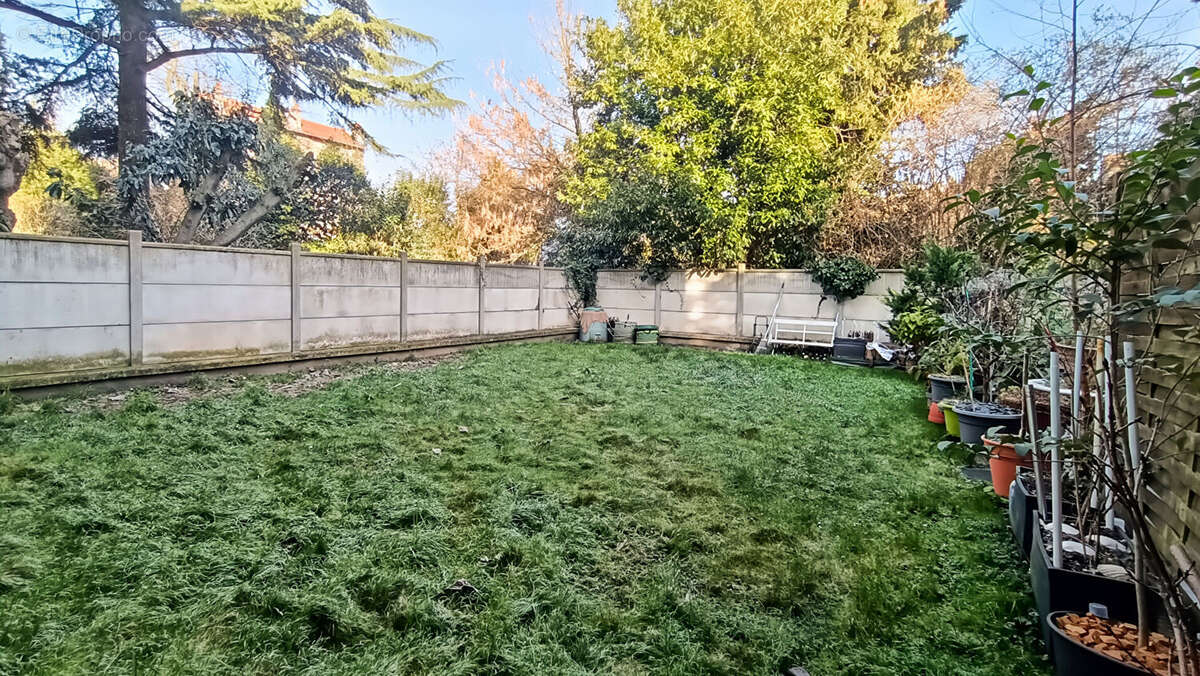 Appartement à ROSNY-SOUS-BOIS