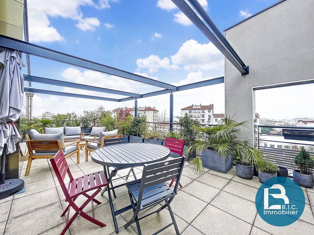 Appartement à LYON-8E