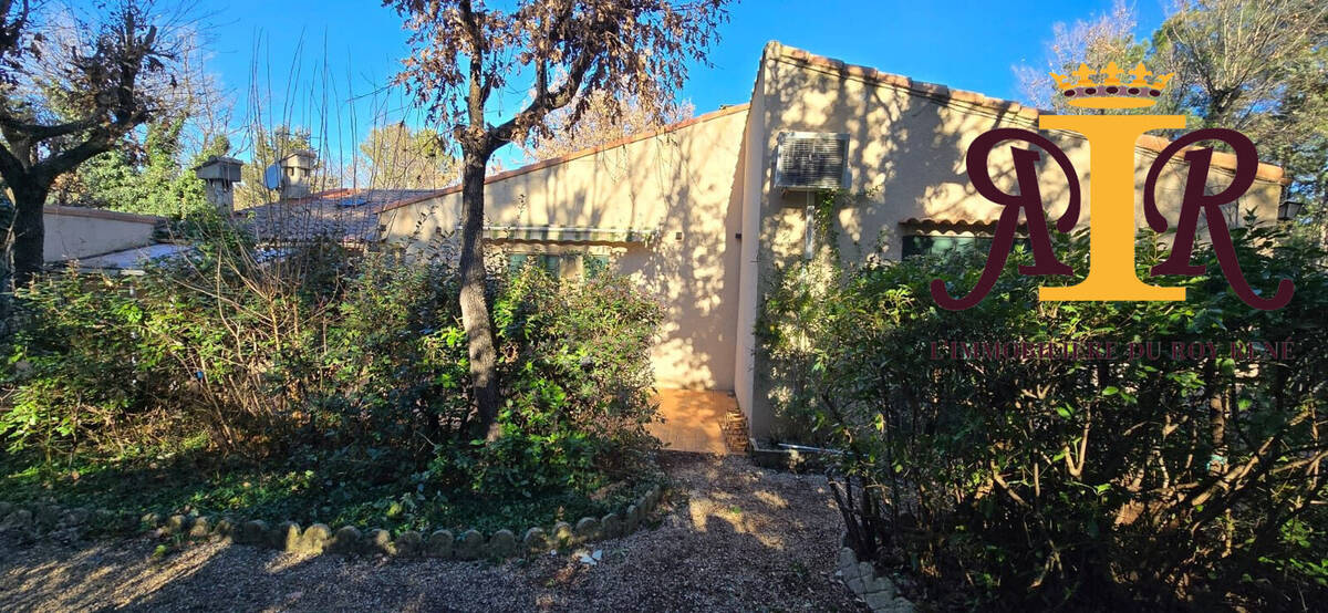 Maison à CHATEAUNEUF-LE-ROUGE