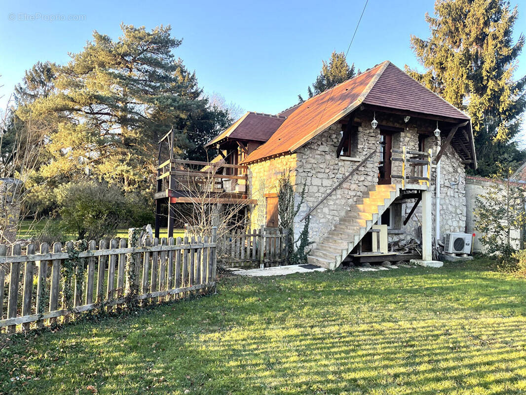 Maison à BORNEL