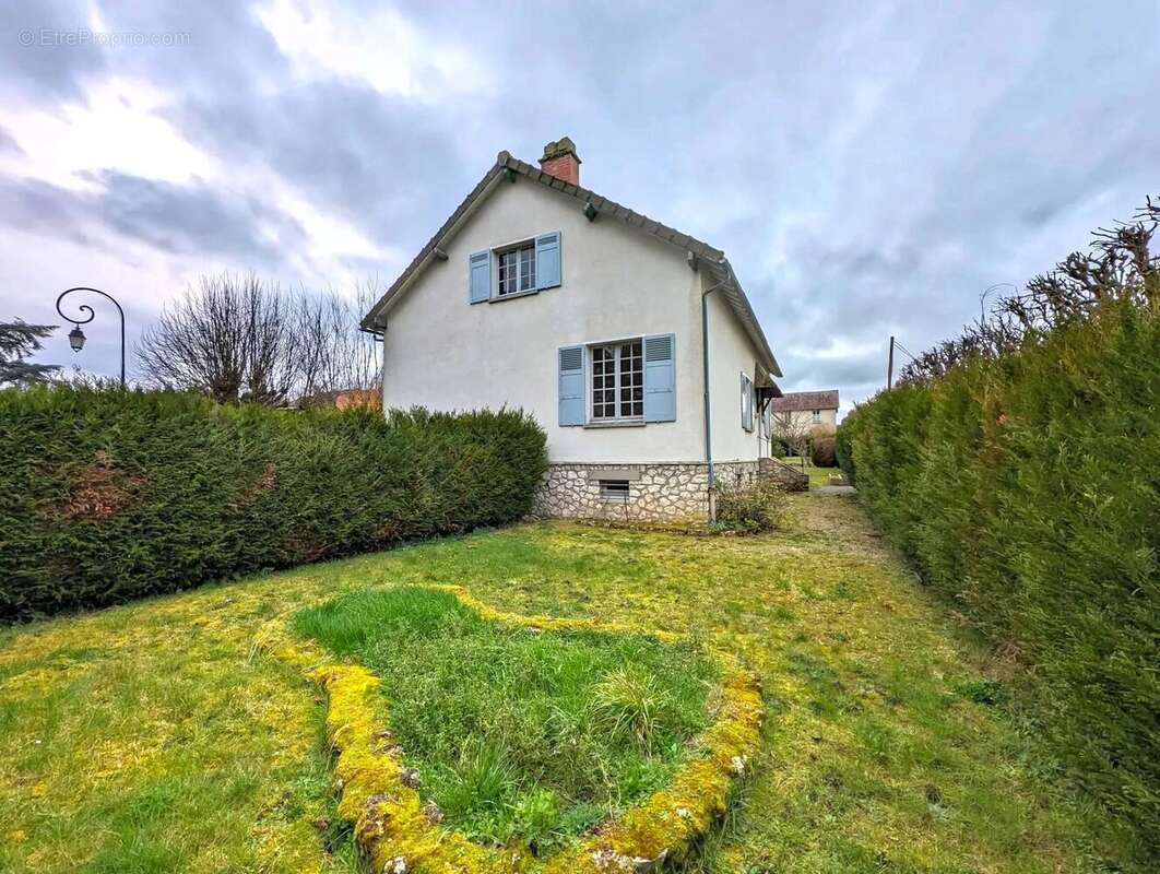 Maison à MONTFORT-L&#039;AMAURY