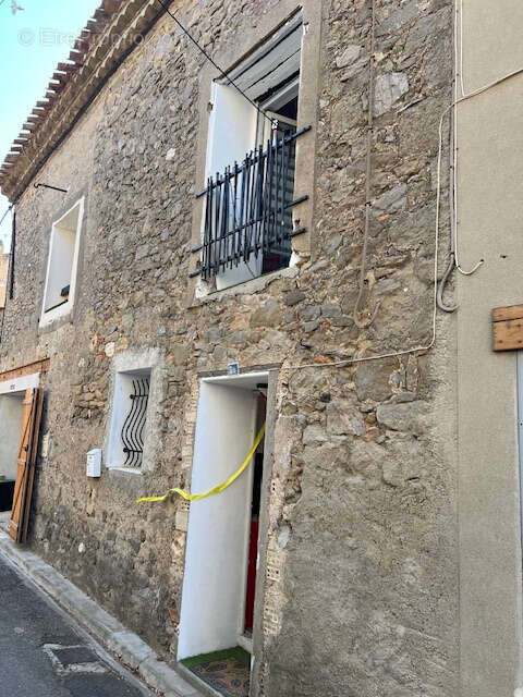 Maison à AZILLE