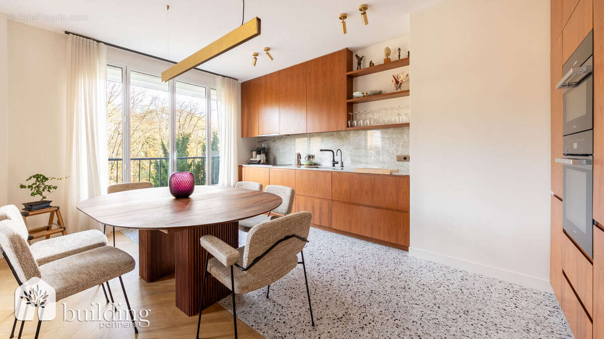 Appartement à NEUILLY-SUR-SEINE