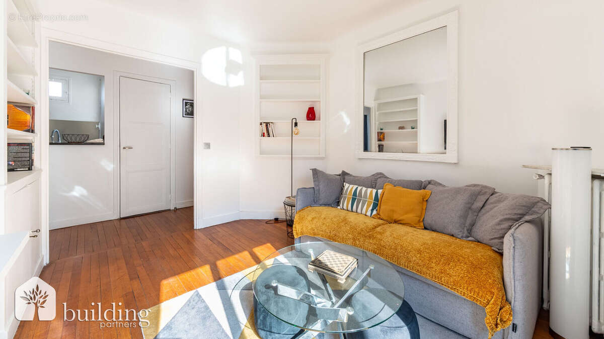 Appartement à NEUILLY-SUR-SEINE