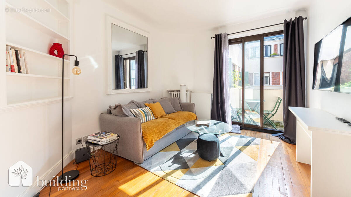 Appartement à NEUILLY-SUR-SEINE