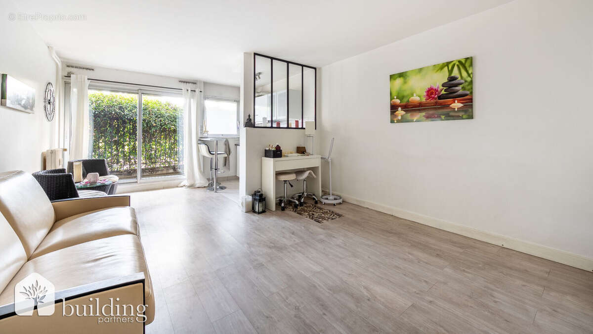 Appartement à NEUILLY-SUR-SEINE