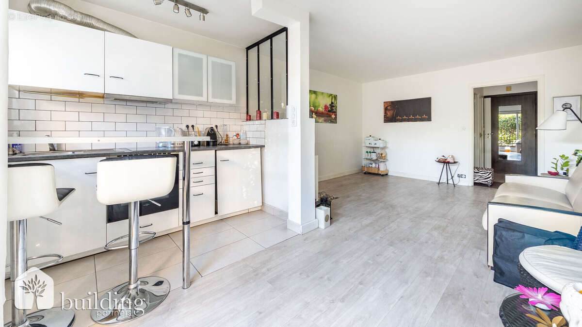 Appartement à NEUILLY-SUR-SEINE