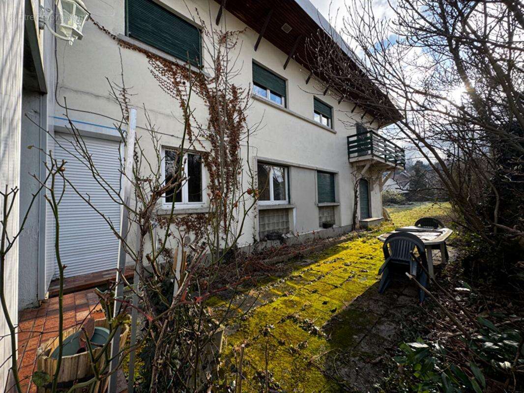 Maison à GRAND-CHARMONT