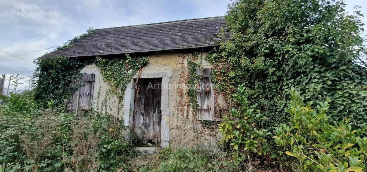 Maison à LAMARQUE-PONTACQ