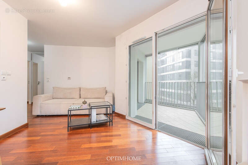 Appartement à ISSY-LES-MOULINEAUX