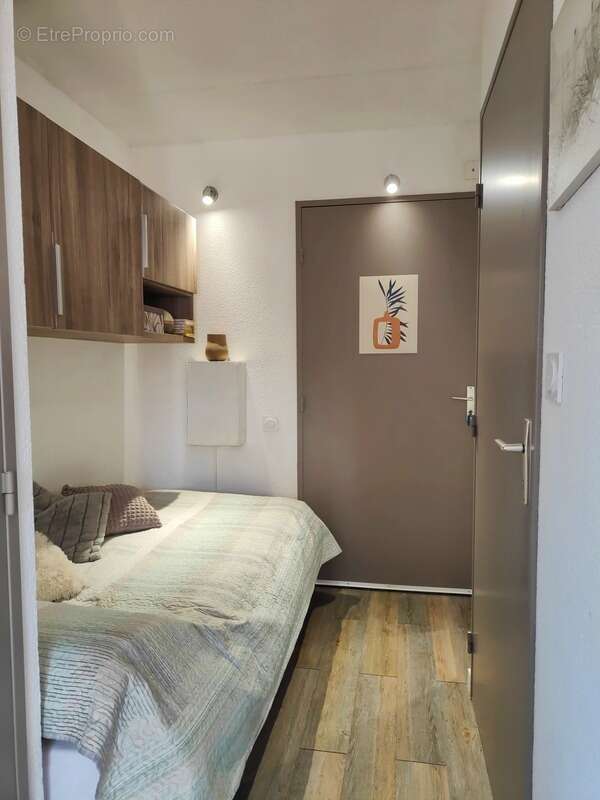 Appartement à LAMALOU-LES-BAINS