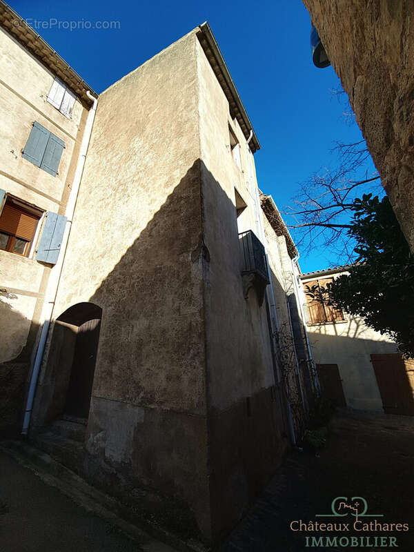 Maison à DUILHAC-SOUS-PEYREPERTUSE