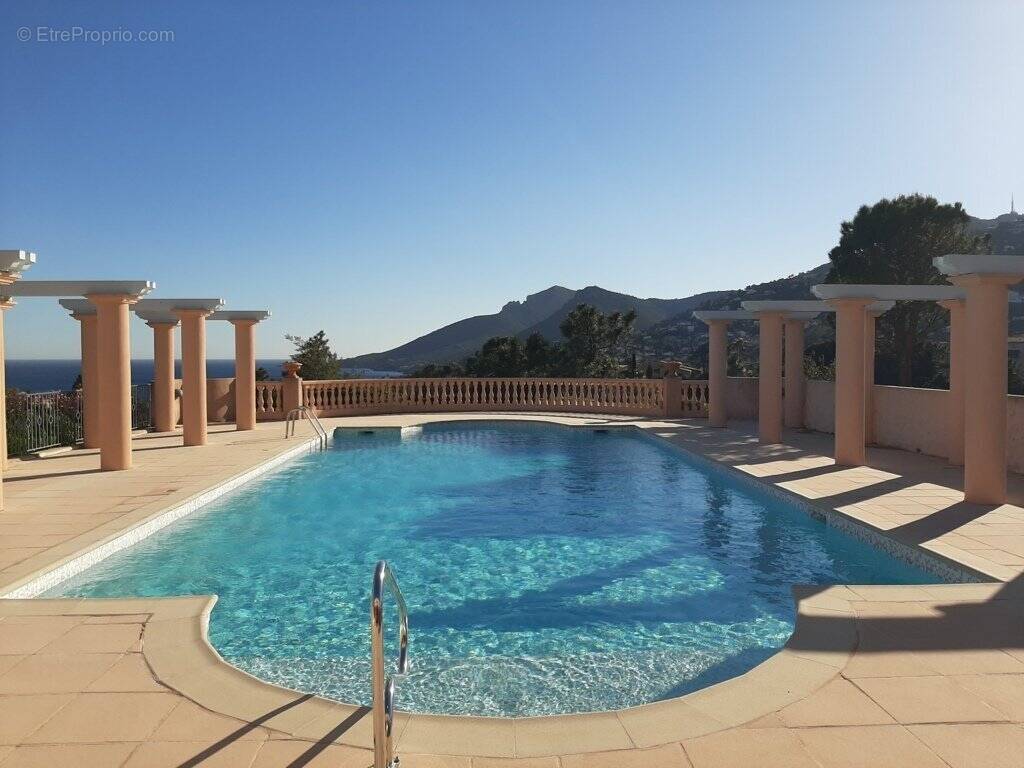 Appartement à THEOULE-SUR-MER