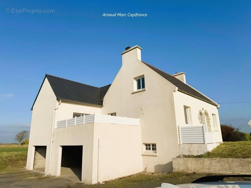 Maison à TREGLONOU