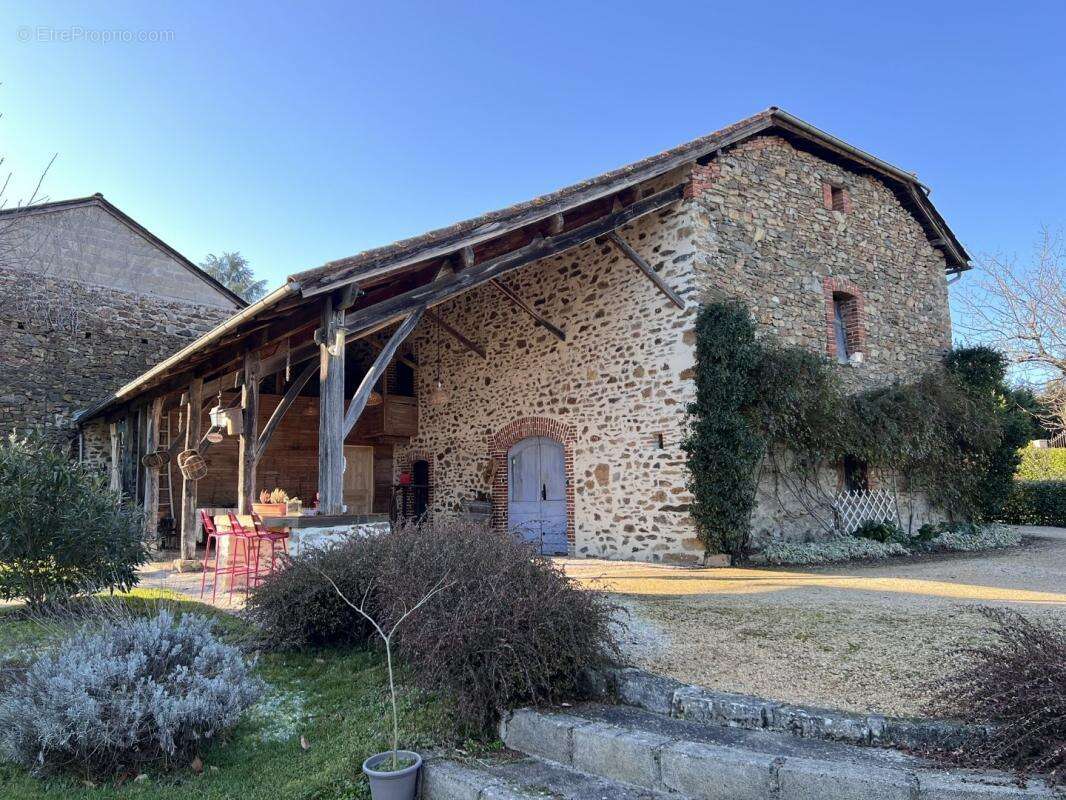 Maison à FIGEAC