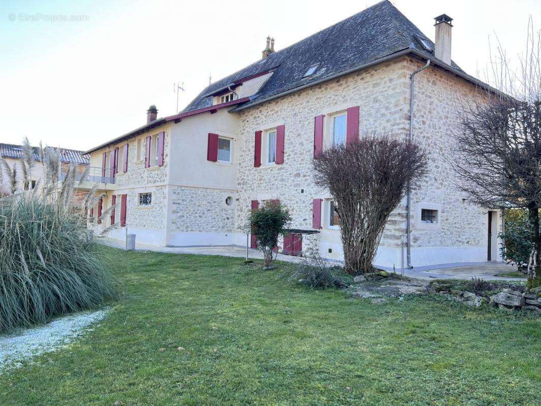 Maison à FIGEAC