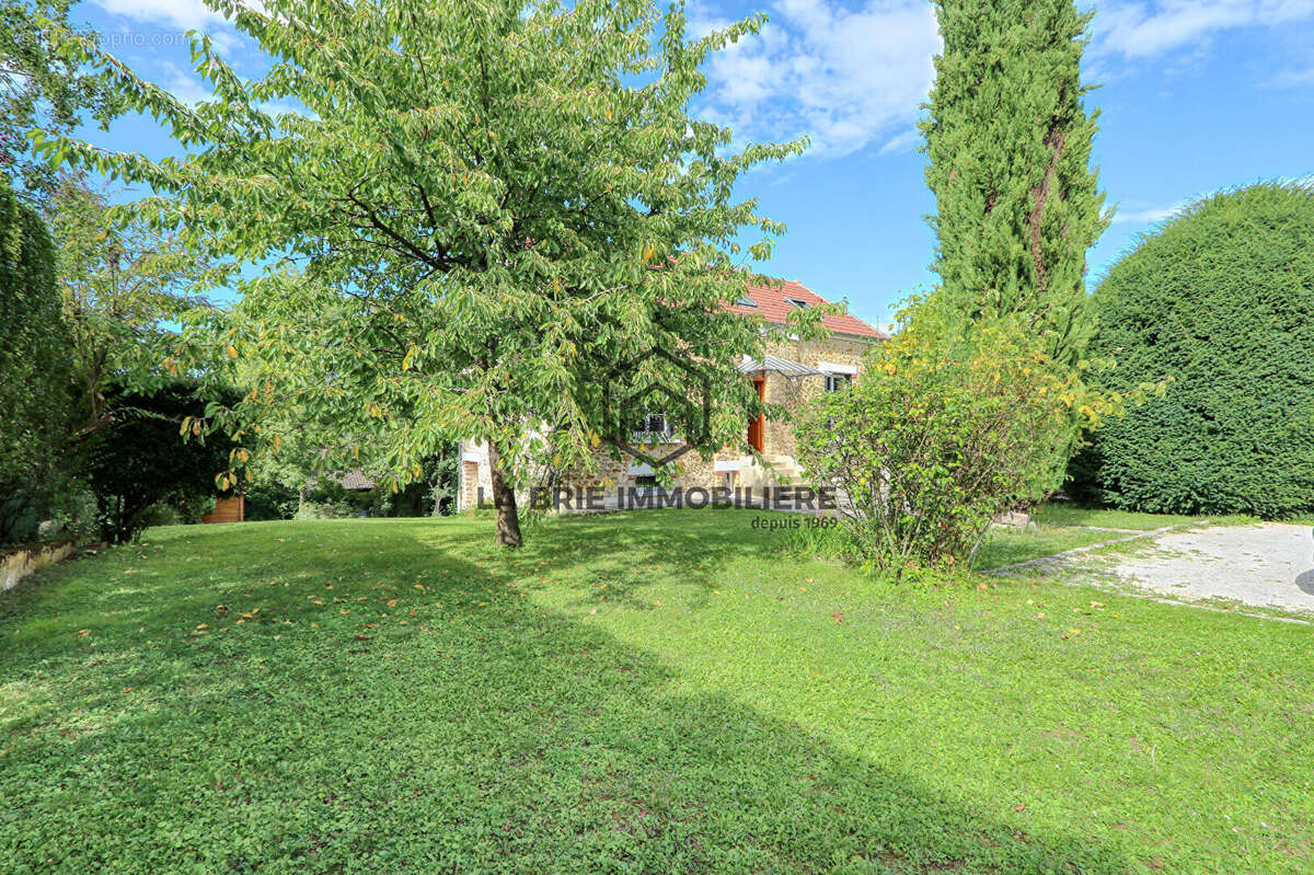 Maison à VILLECRESNES