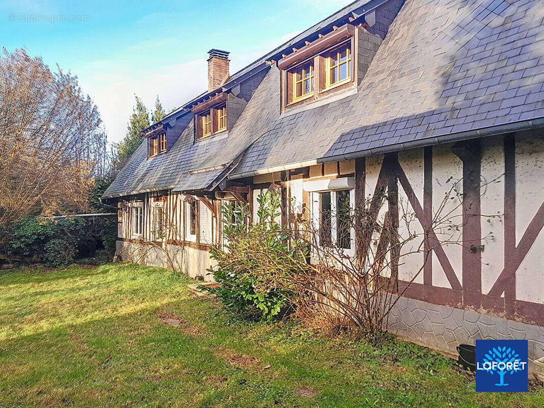 Maison à MONTFORT-SUR-RISLE