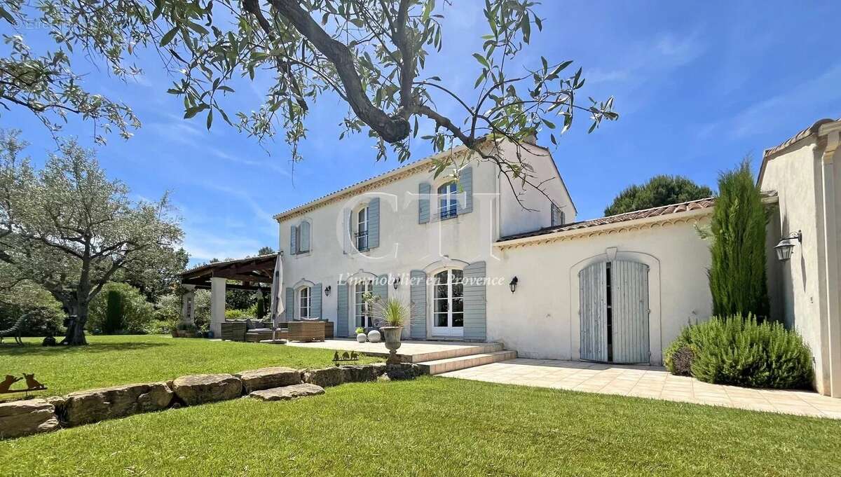 Maison à VAISON-LA-ROMAINE