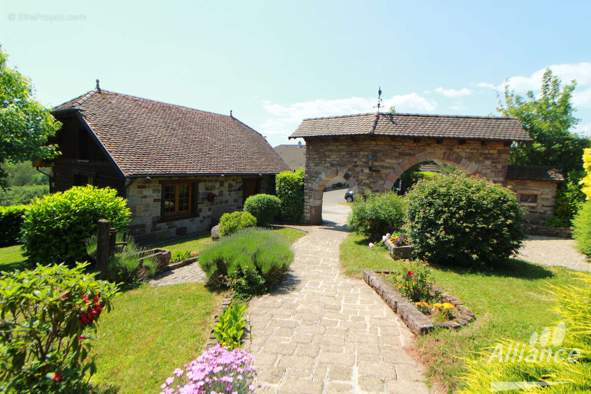 Maison à CHENEBIER